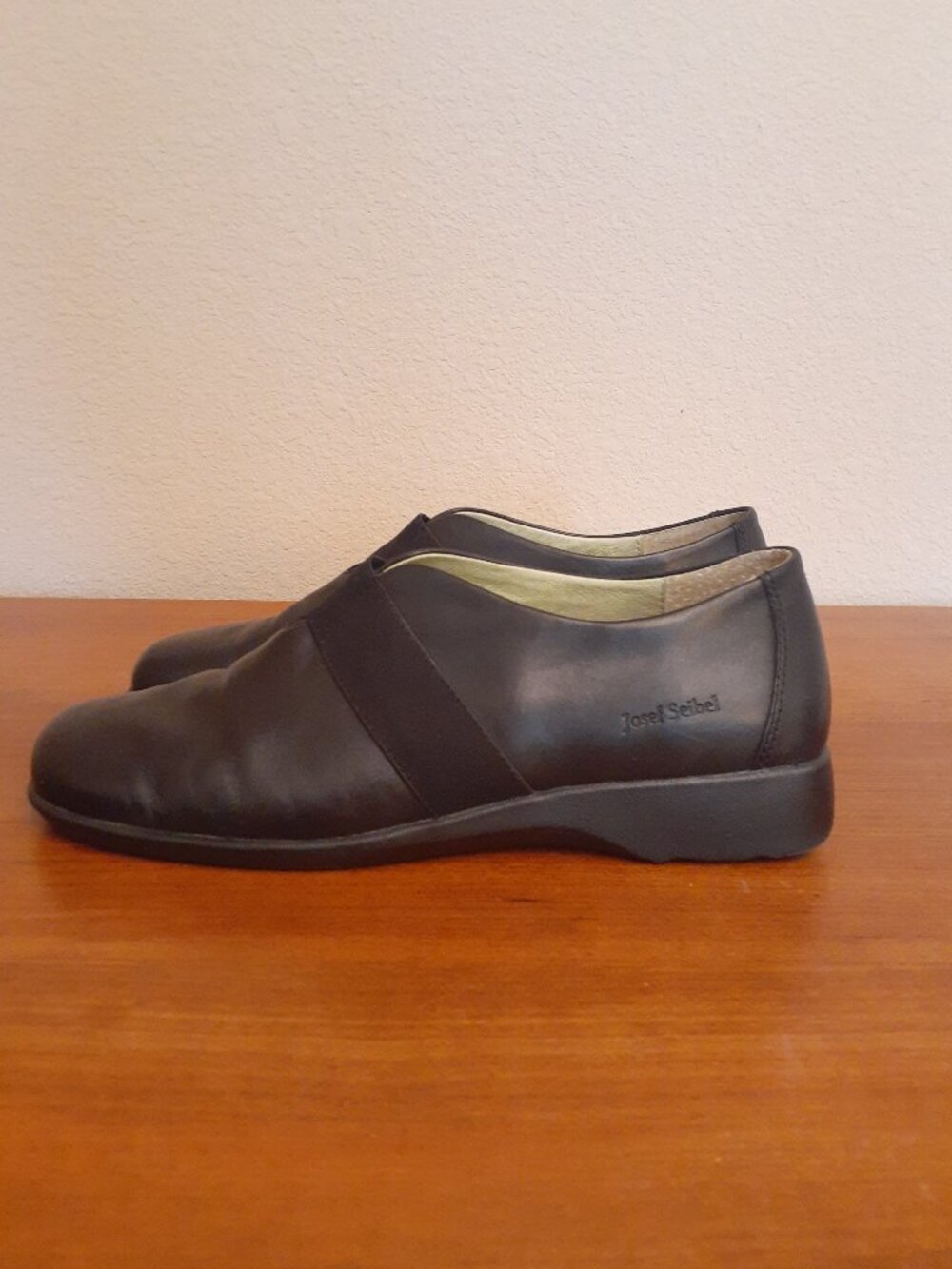 Josef Seibel Leather Loafer - Picture 4 of 10